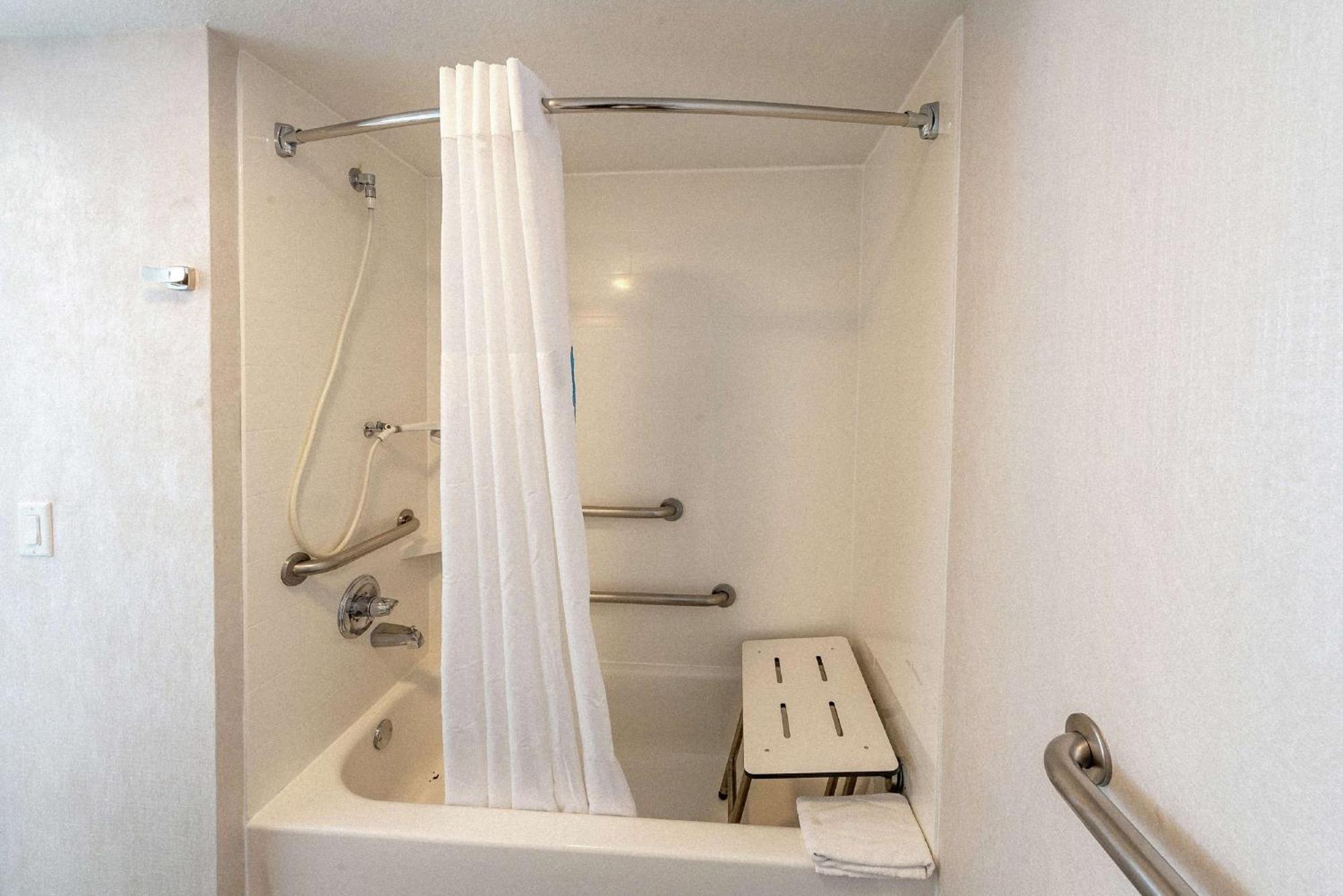 Hampton Inn Waco North Екстериор снимка