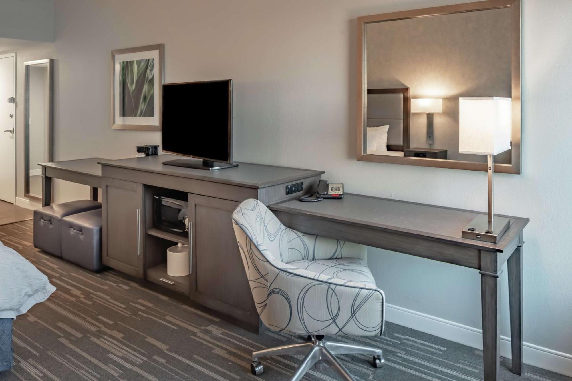 Hampton Inn Waco North Екстериор снимка