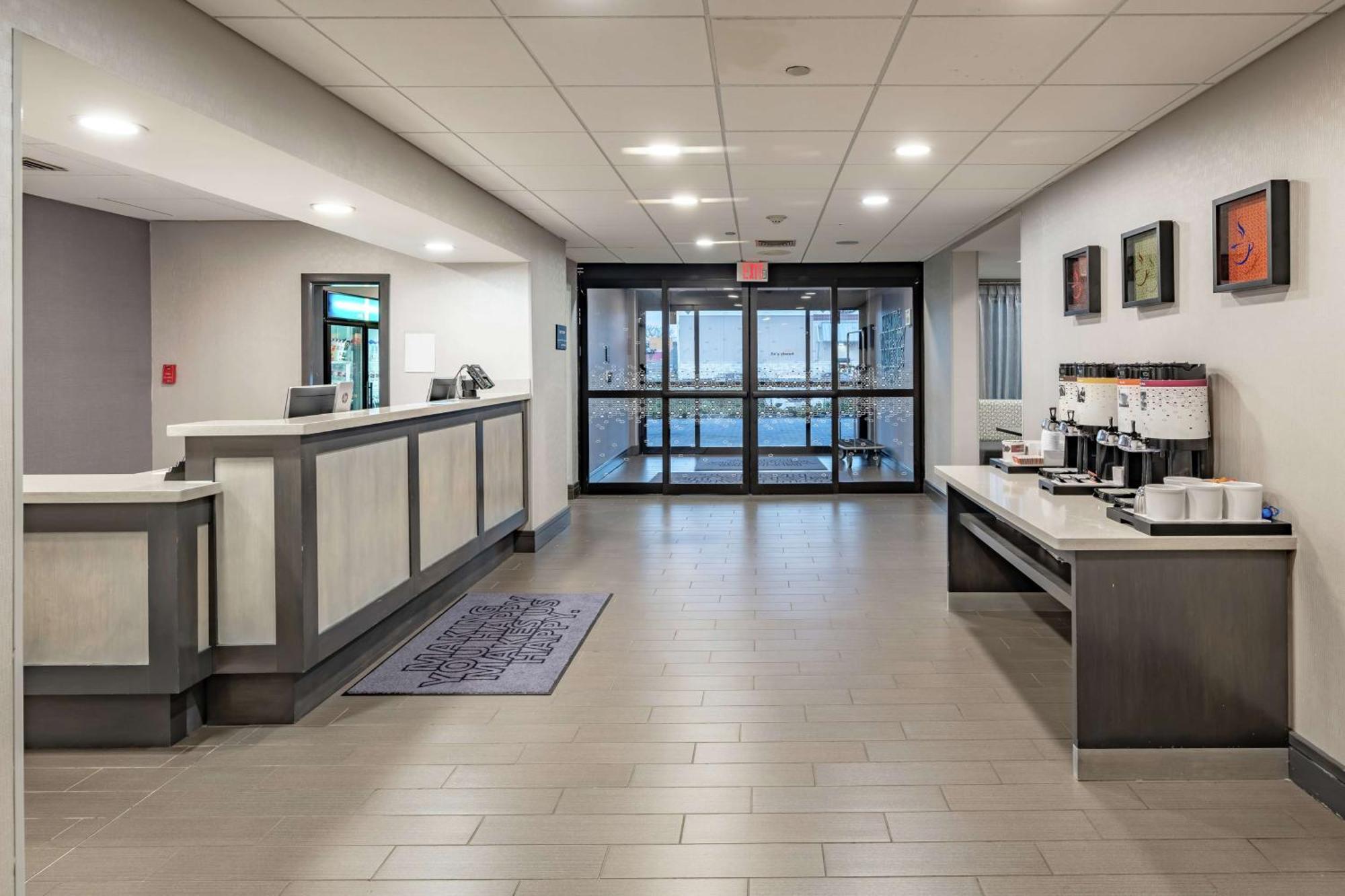 Hampton Inn Waco North Екстериор снимка
