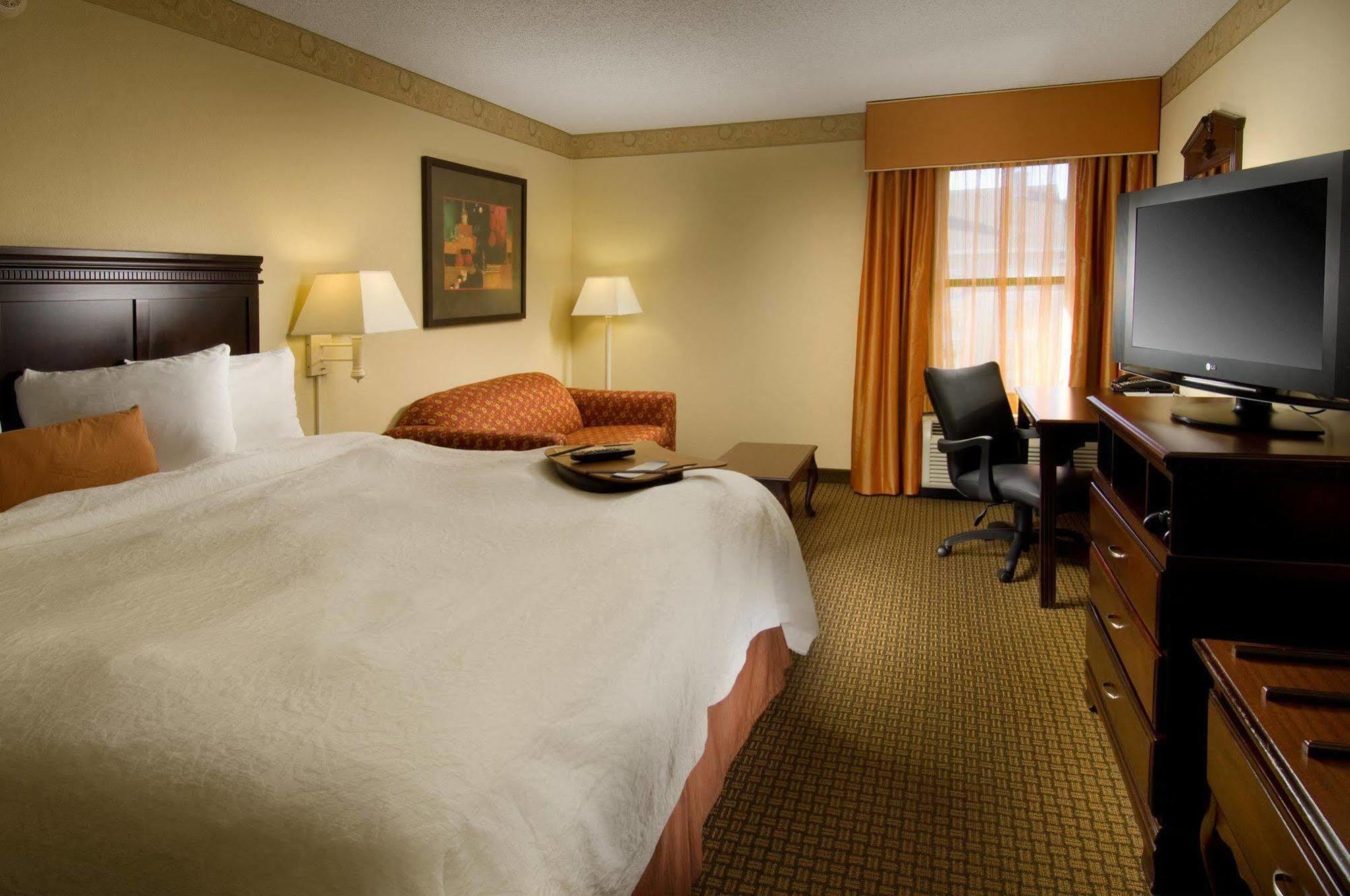 Hampton Inn Waco North Екстериор снимка
